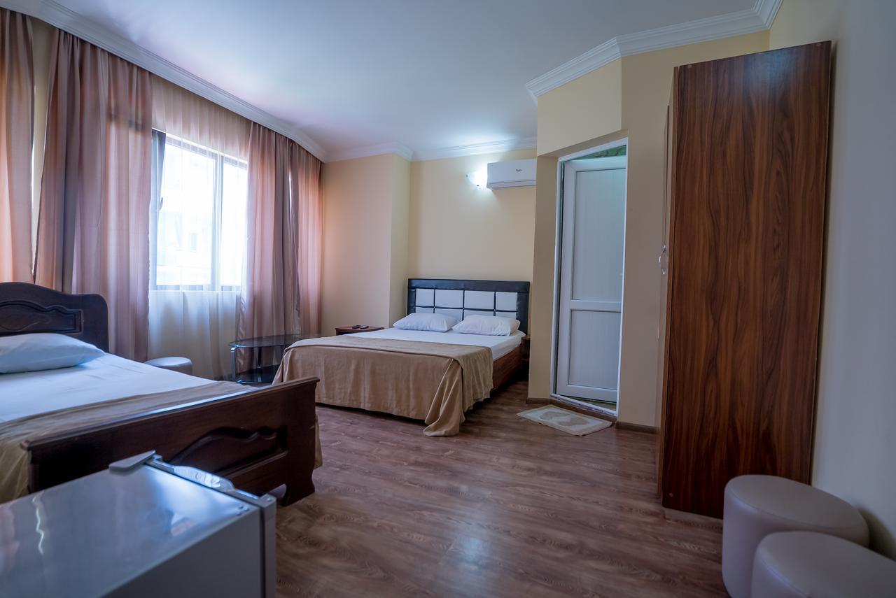 Hotel Dadiani Batumi Eksteriør billede